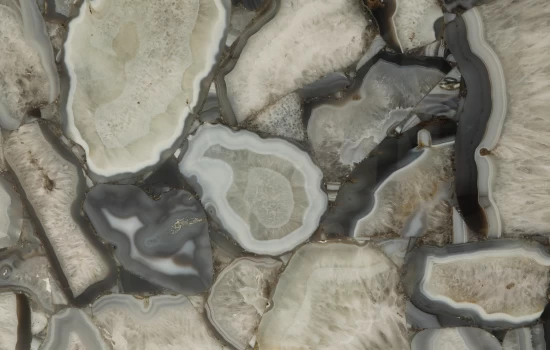 white-agate-yarı-değerli-taş